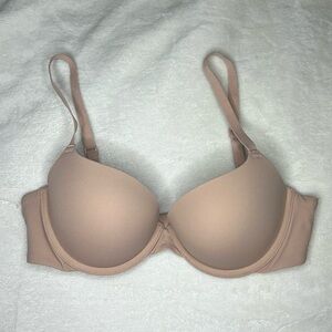 EUC SKIMS Fits Everybody Push Up Bra Mica